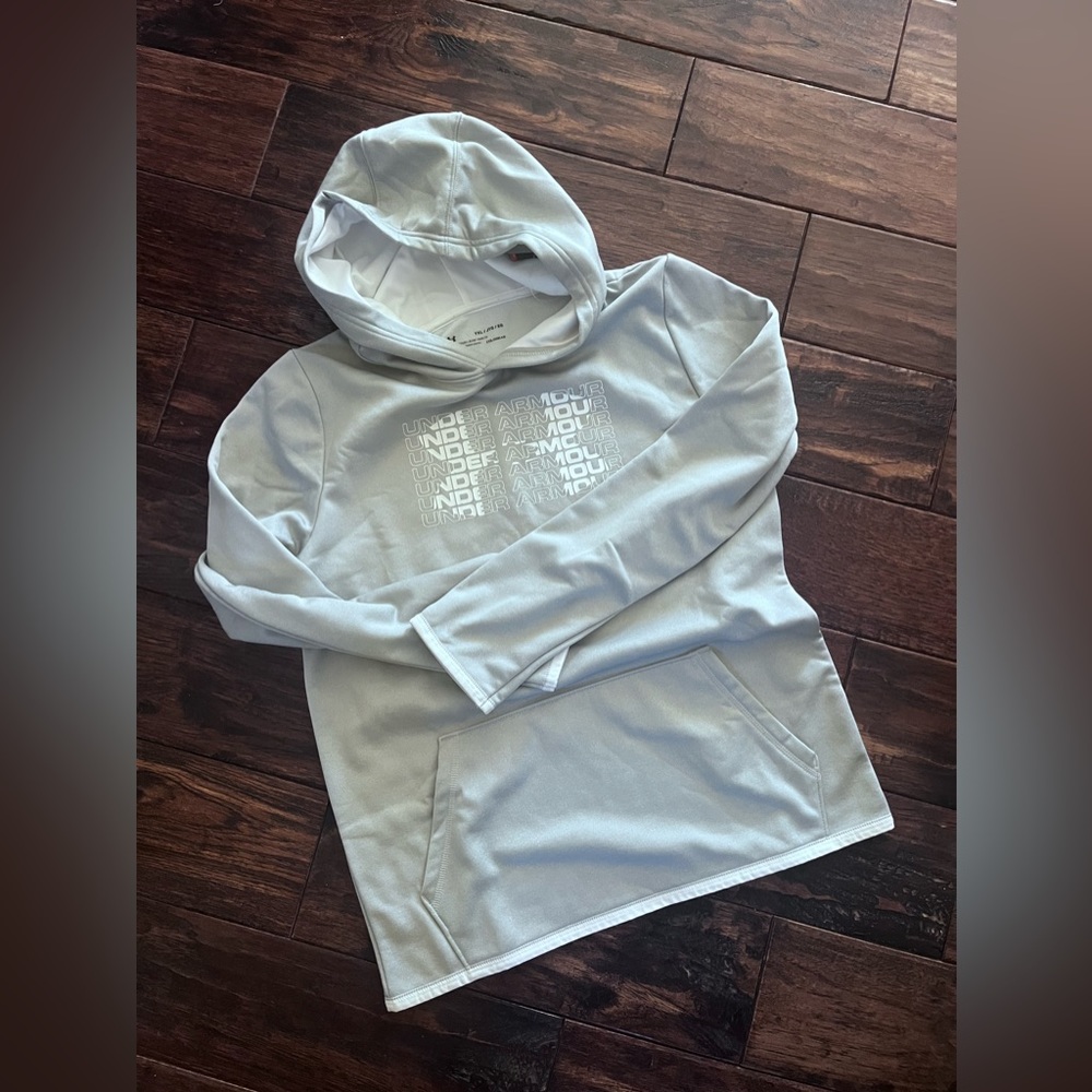 Boys xl under armour hoodie